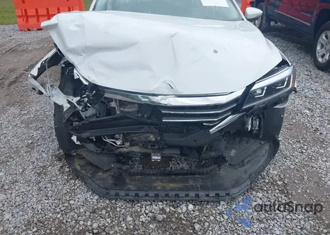 2021 Volkswagen Passat 2.0T Se из США, поврежденный, VIN 1VWSA7A30MC000072